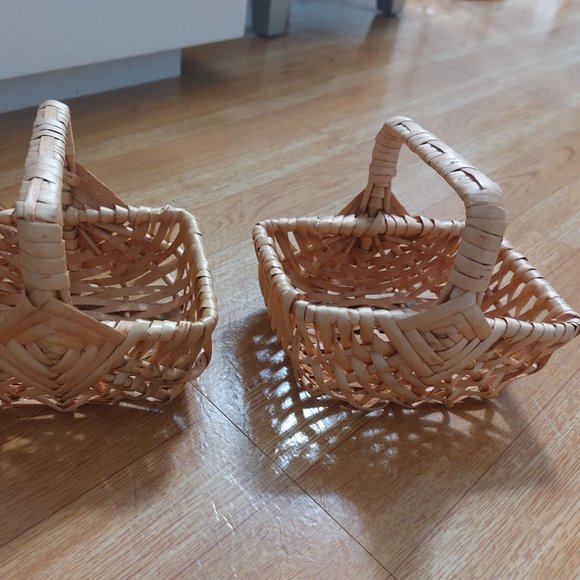 Mini Baskets For Easter Or Any Gift or Holiday Decorating Ideas  Bundle of 2 - Picture 2 of 3